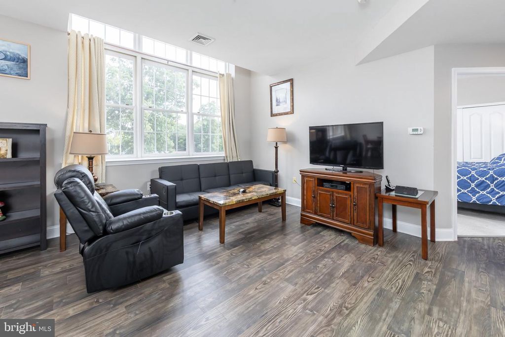100 AURA RD #311, CLAYTON, NJ 08312 — photo 2
