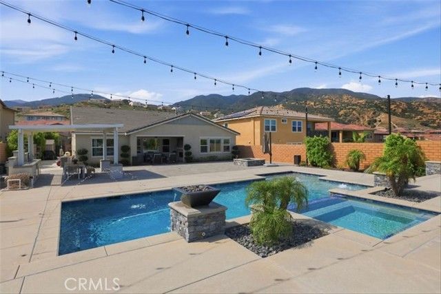 2627 Chad Zeller Lane, Corona, CA 92882