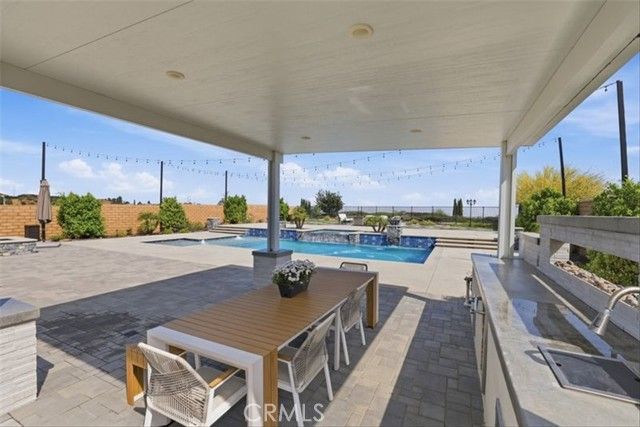 2627 Chad Zeller Lane, Corona, CA 92882