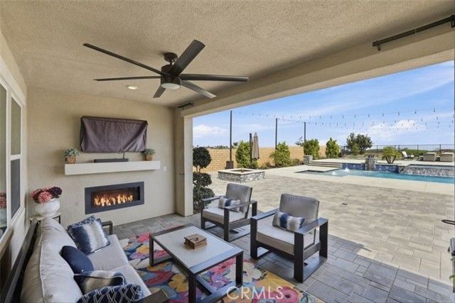 2627 Chad Zeller Lane, Corona, CA 92882