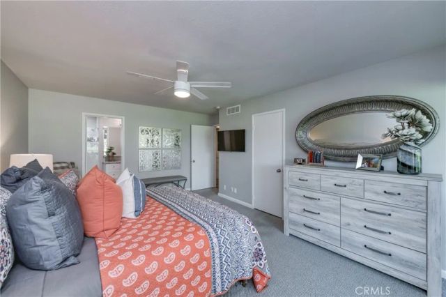 7560 N Charles Avenue C, Fresno, CA 93711