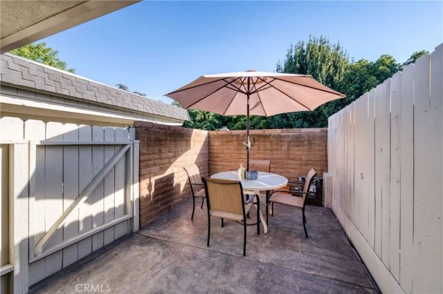 7560 N Charles Avenue C, Fresno, CA 93711