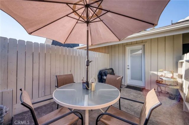 7560 N Charles Avenue C, Fresno, CA 93711