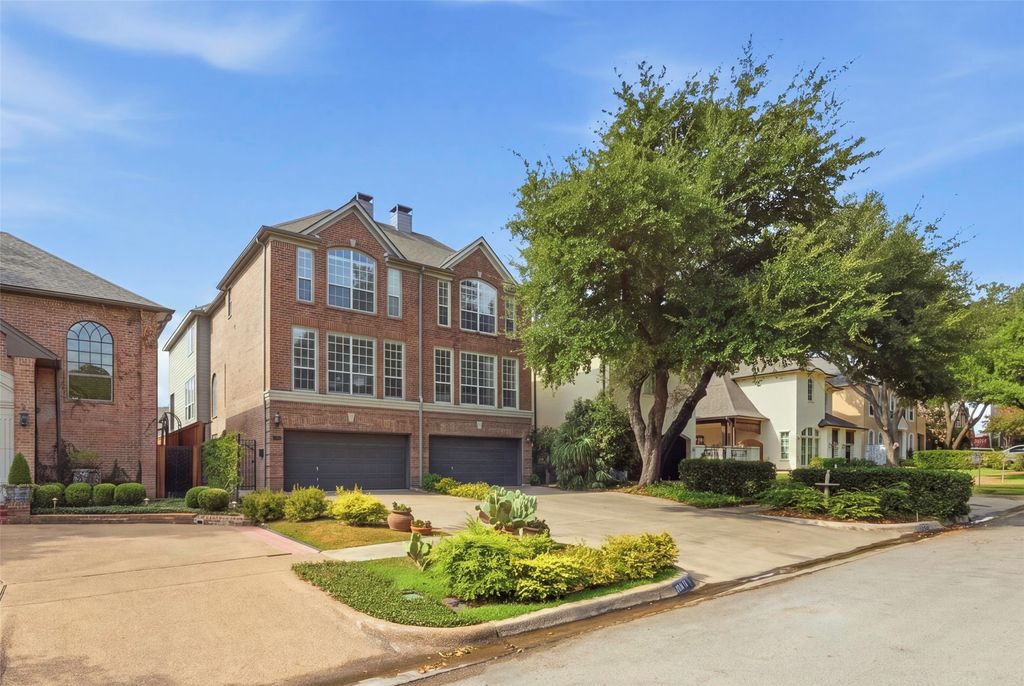 4811 Lafayette Avenue, Fort Worth, TX 76107 — exterior