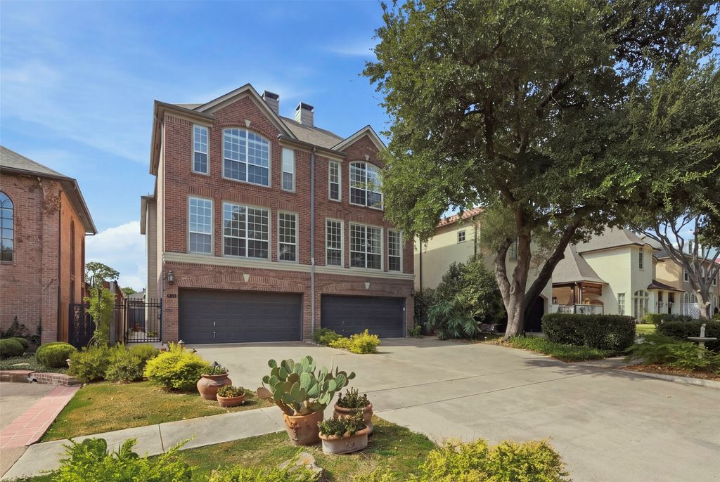 4811 Lafayette Avenue, Fort Worth, TX 76107 — photo 3