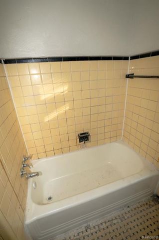 14565 Cloverlawn Street, Detroit, MI 48238