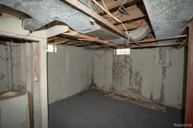 14565 Cloverlawn Street, Detroit, MI 48238