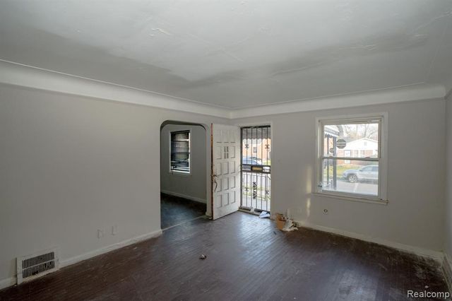 14565 Cloverlawn Street, Detroit, MI 48238