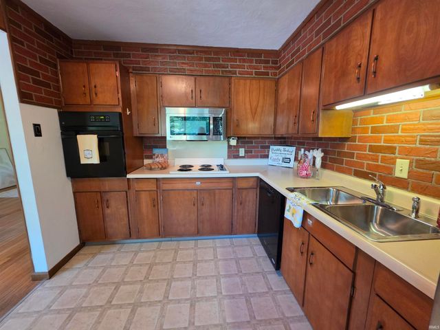 4625 N Ridgewood Drive, Bloomington, IN 47404
