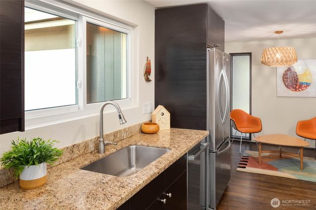 6311 121 Avenue SE, Bellevue, WA 98006