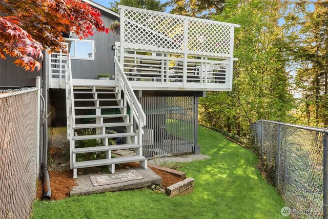 6311 121 Avenue SE, Bellevue, WA 98006