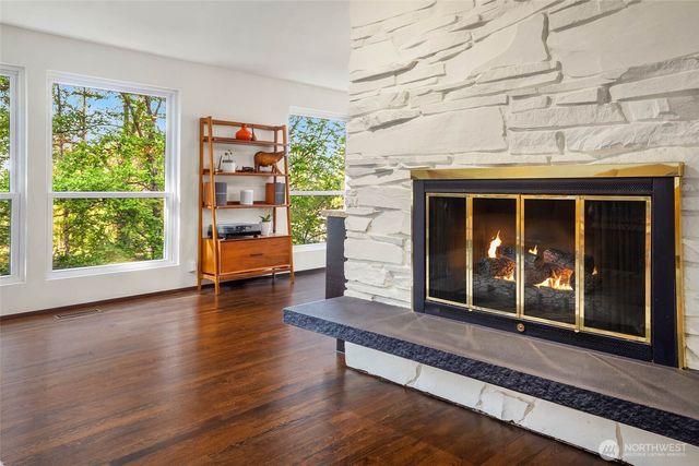 6311 121 Avenue SE, Bellevue, WA 98006