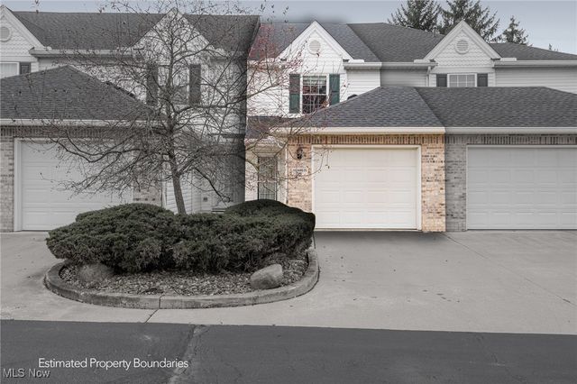 135 Sand Court, Fairlawn, OH 44333