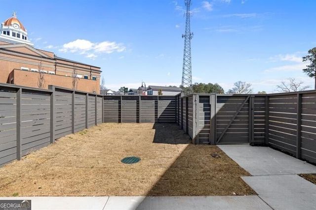 249 10th Street, Auburn, GA 30011