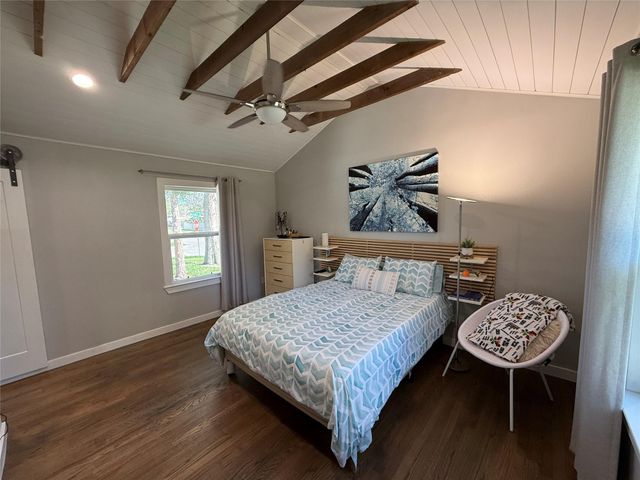 10810 Burdine Street, Houston, TX 77096