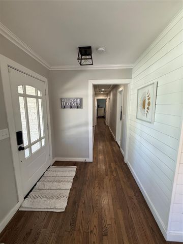 10810 Burdine Street, Houston, TX 77096