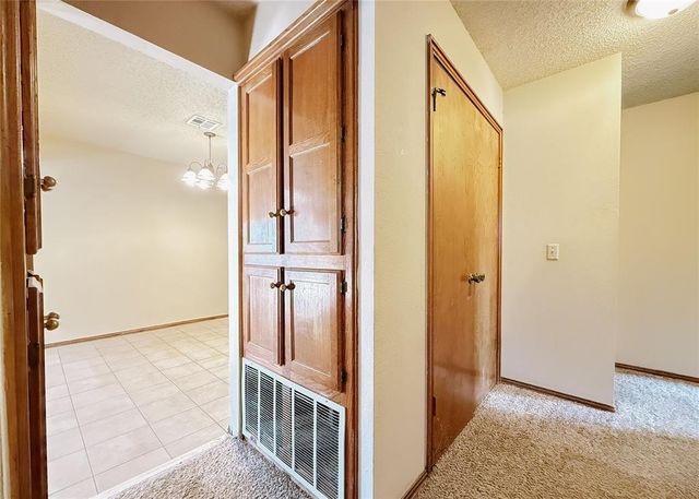 528 W 9th Street, Edmond, OK 73003