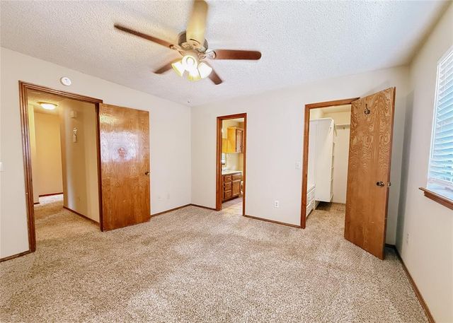 528 W 9th Street, Edmond, OK 73003
