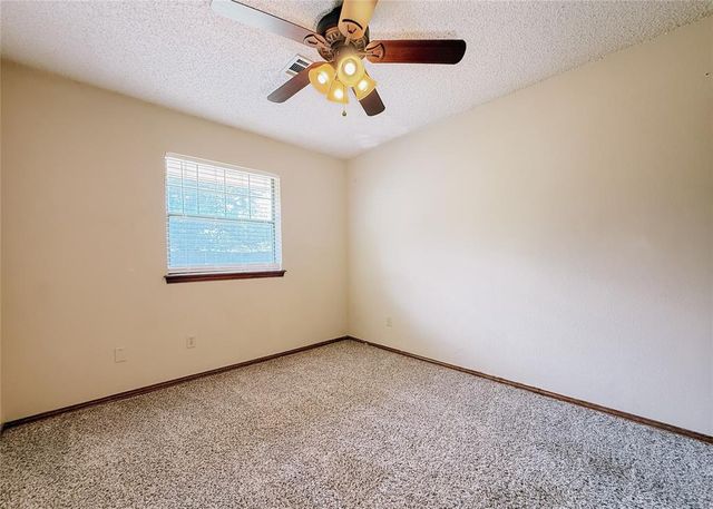 528 W 9th Street, Edmond, OK 73003