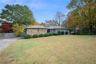 127 Windsor Drive, Calhoun, GA 30701