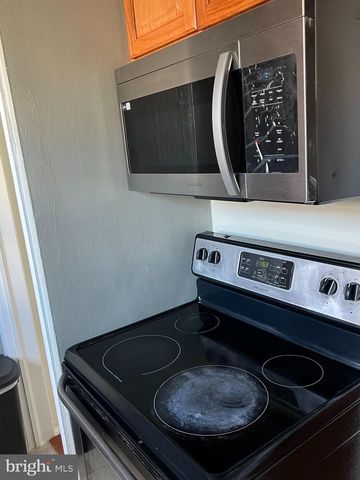 3804 NICHOLSON ST, Hyattsville, MD 20782