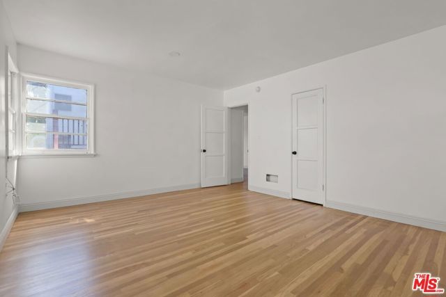 4409 Victoria Park Drive, Los Angeles, CA 90019