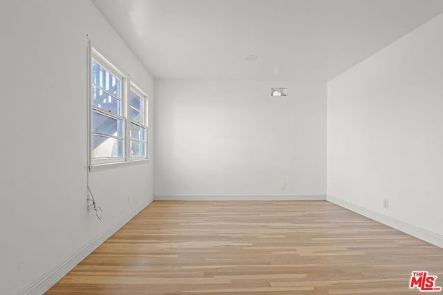 4409 Victoria Park Drive, Los Angeles, CA 90019