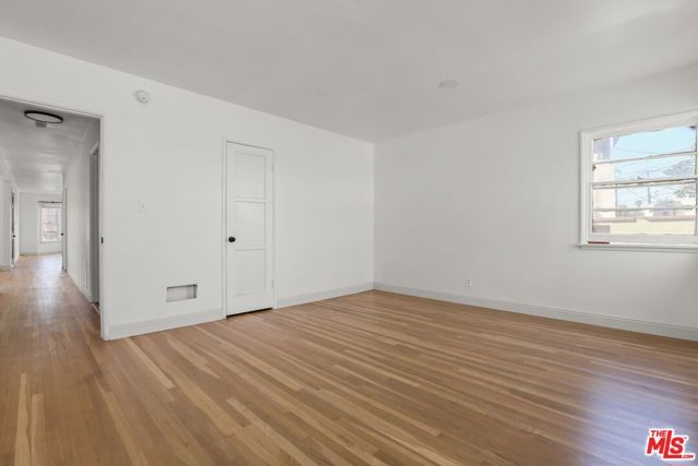 4409 Victoria Park Drive, Los Angeles, CA 90019