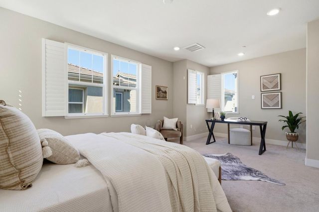 2813 Stringham Way, Dublin, CA 94568