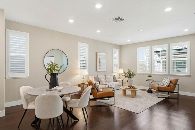 2813 Stringham Way, Dublin, CA 94568