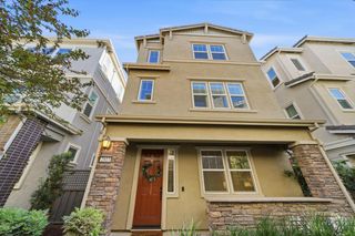 2813 Stringham Way, Dublin, CA 94568