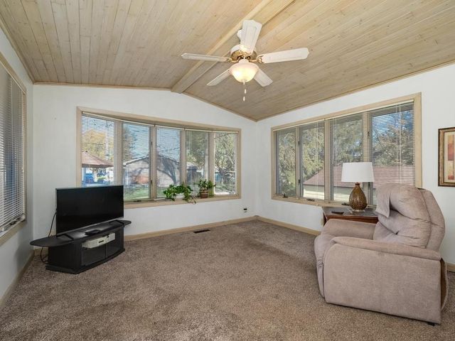 616 Martha Lane, Woodbury, MN 55125