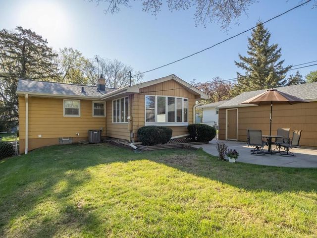 616 Martha Lane, Woodbury, MN 55125