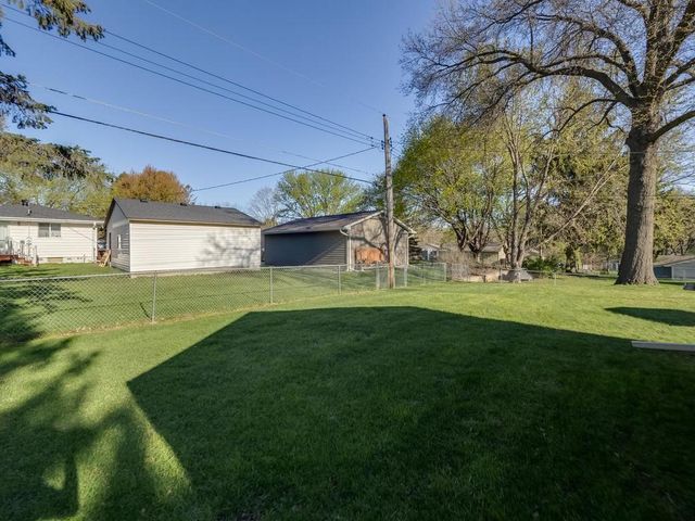 616 Martha Lane, Woodbury, MN 55125
