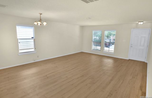 5411 Duke Field, San Antonio, TX 78227