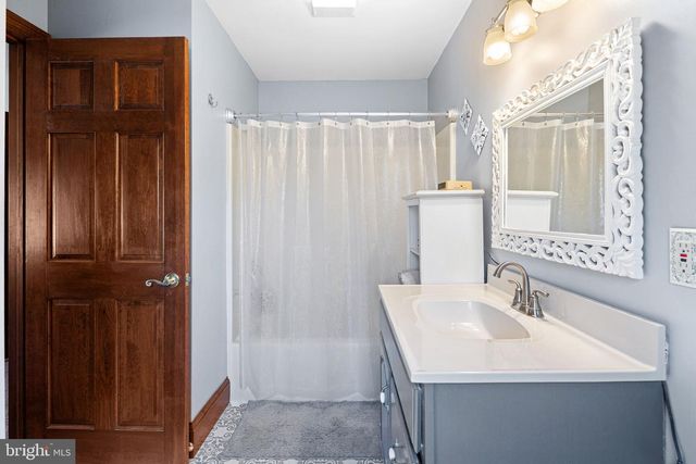 37 10TH AVE, Haddon Heights, NJ 08035