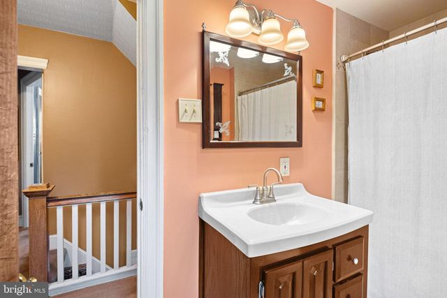 37 10TH AVE, Haddon Heights, NJ 08035