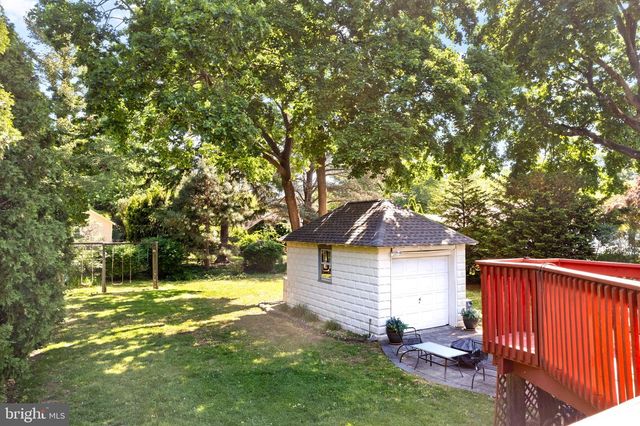 37 10TH AVE, Haddon Heights, NJ 08035