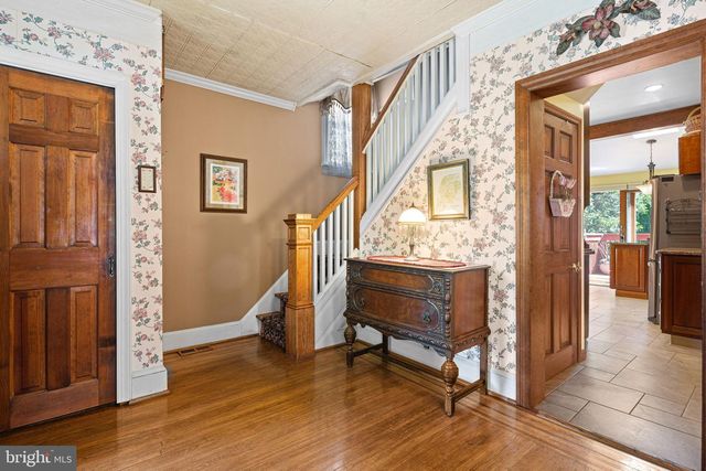 37 10TH AVE, Haddon Heights, NJ 08035