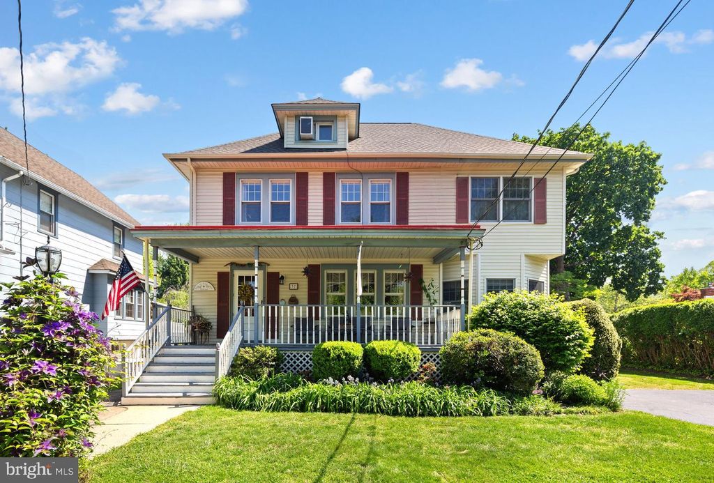 37 10TH AVE, Haddon Heights, NJ 08035