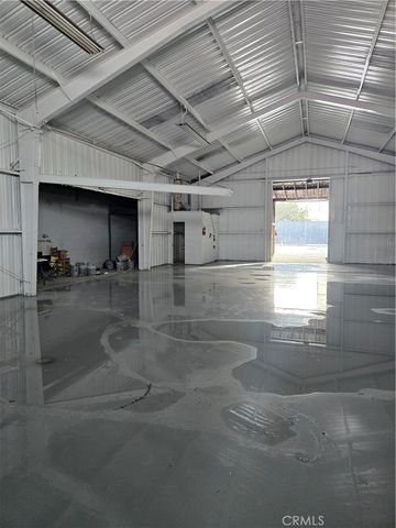 15532 Illinois, Paramount, CA 90723