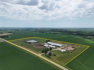 1350 Waubeek Road, Central City, IA 52214