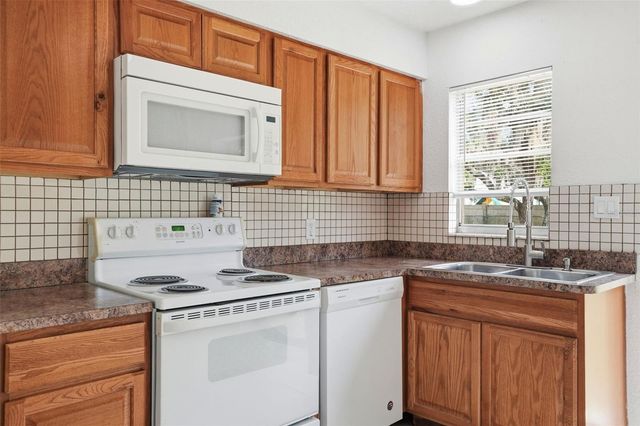 7500 BLACKHAWK TRAIL, Spring Hill, FL 34606