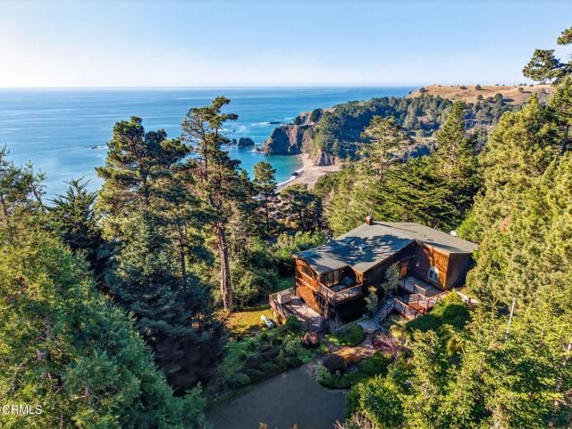 1101 Cameron Road, Elk, CA 95432