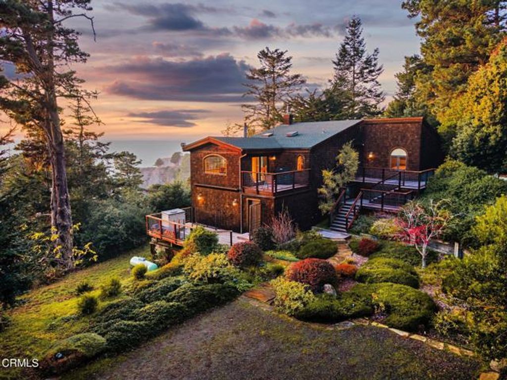 1101 Cameron Road, Elk, CA 95432