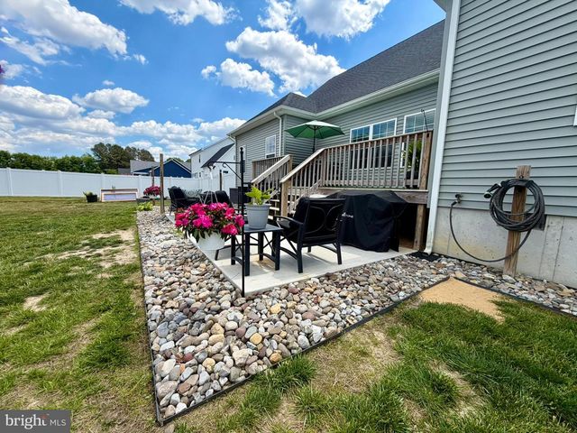 28033 KING FARMS RD, Laurel, DE 19956