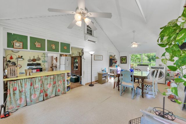 27186 Fields Store Road, Waller, TX 77484