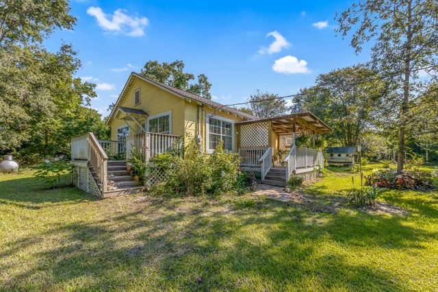 27186 Fields Store Road, Waller, TX 77484