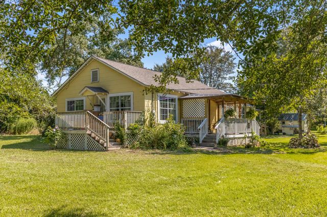 27186 Fields Store Road, Waller, TX 77484