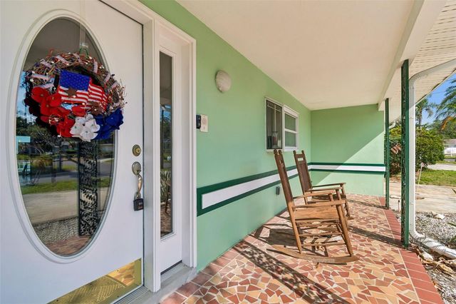 300 DRIFTWOOD DRIVE W, Palm Harbor, FL 34683
